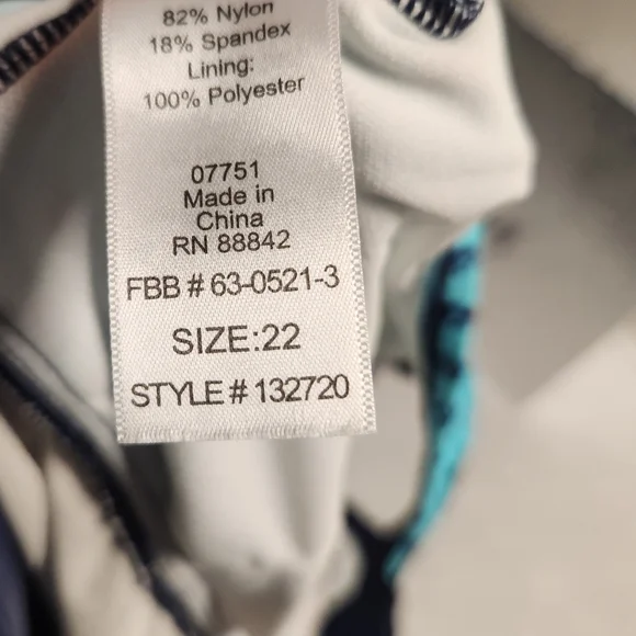SHORE CLUB SIZE 22 WOMEN'S BLUE SWIM - Picture 4 of 9